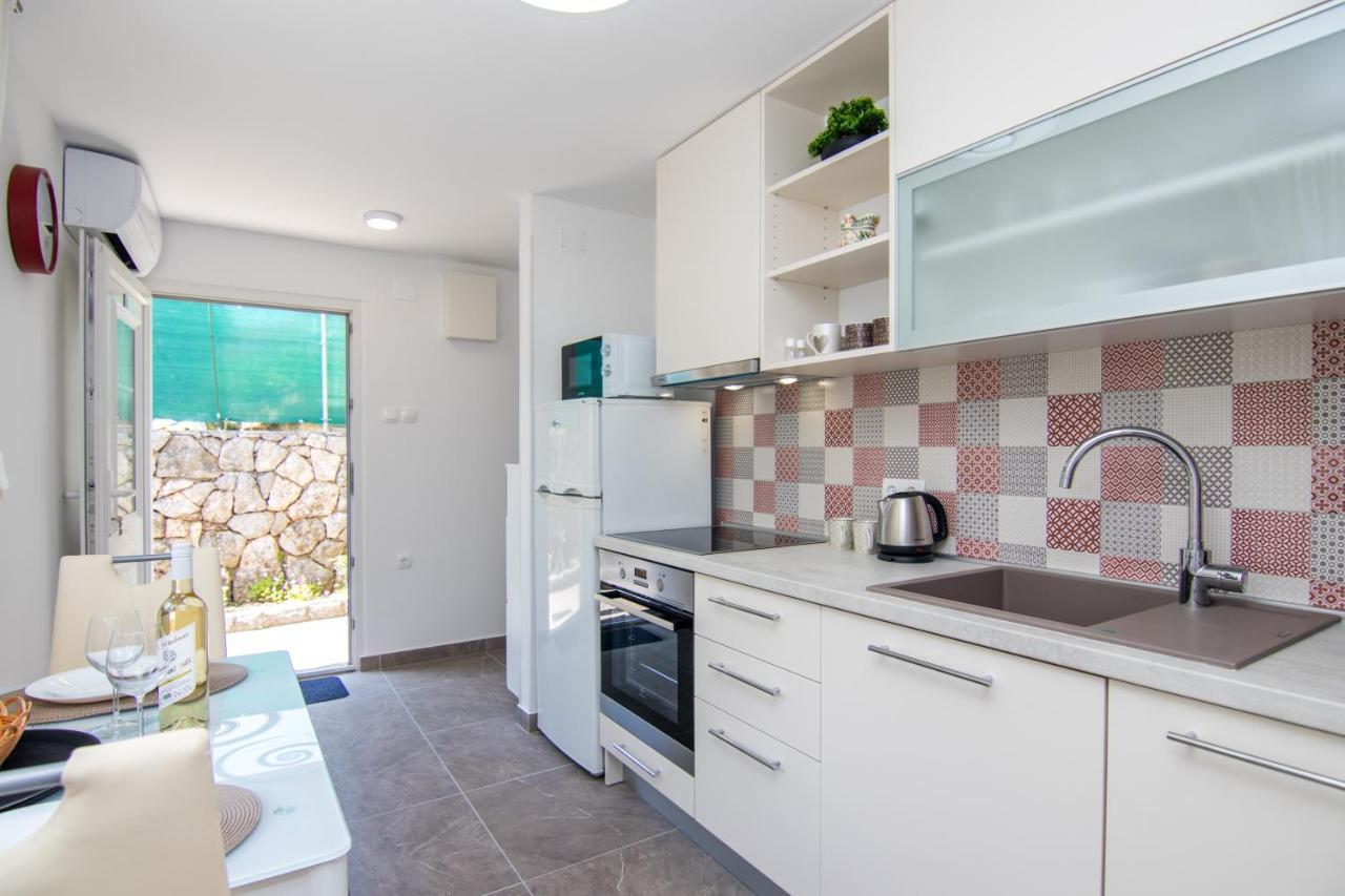 Apartman Mara Krk Town Esterno foto